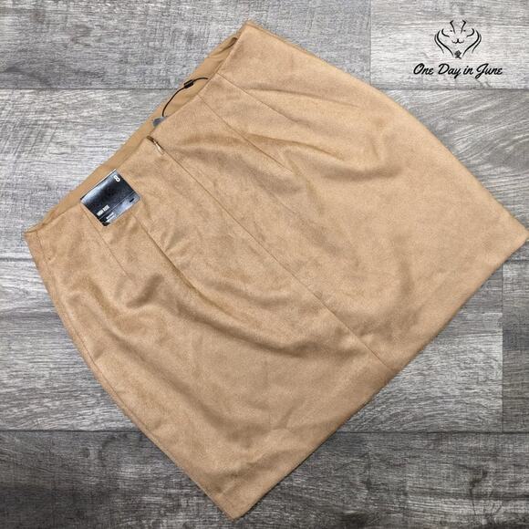 Express High Rise Mini Skirt Size 8 - Picture 5 of 5